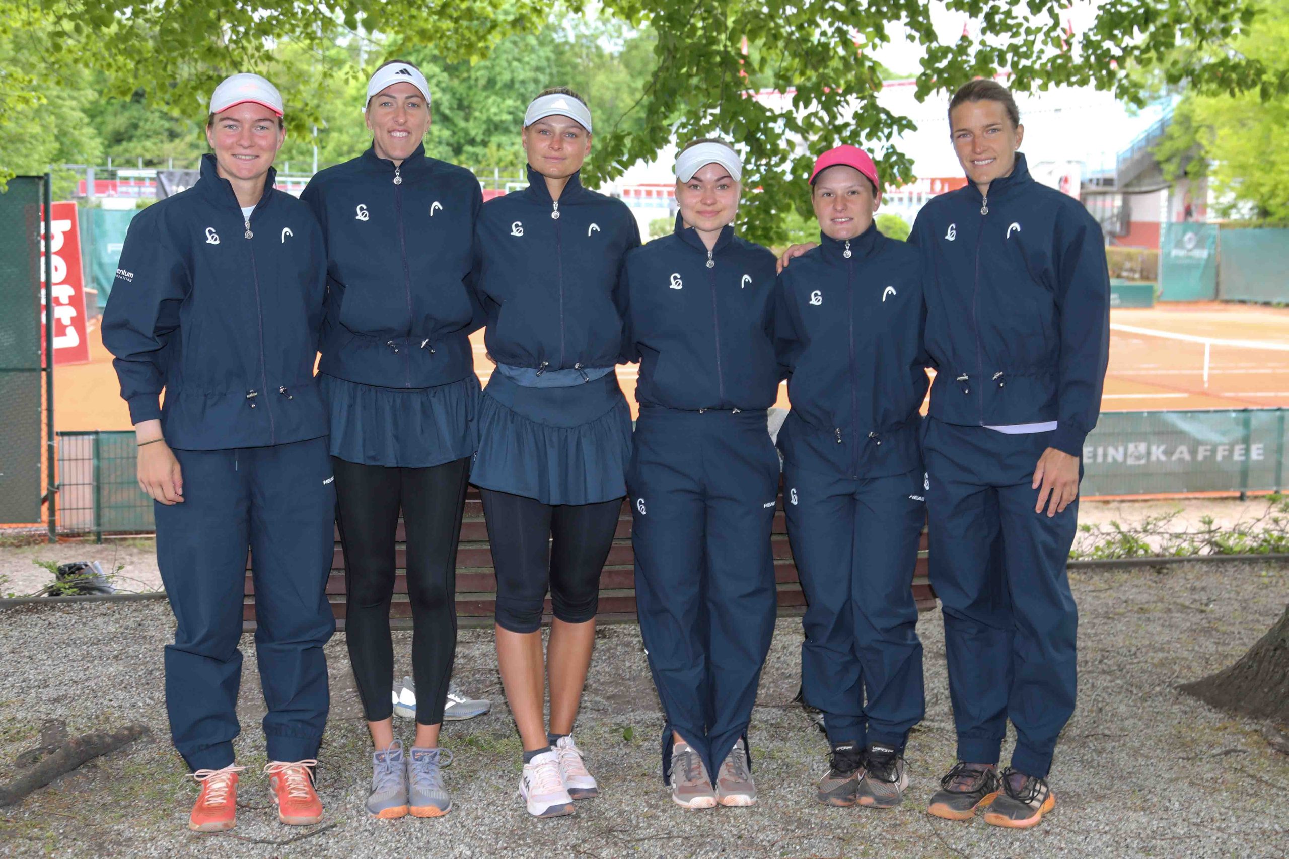 v.l.n.r.: Ziva Falkner, Tena Lukas, Eva-Marie Voracek, Laura Hietaranta, Pia Lovric, Kathinka von Deichmann